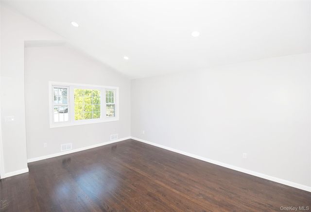 235 E 1st Street, Deer Park, NY 11729