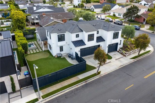 1230 Essex Lane, Newport Beach, CA 92660
