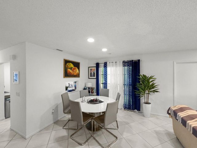 9286 Vista Del Lago 35B, Boca Raton, FL 33428