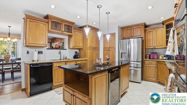 91 Birchwood Drive, Upper Nazareth Twp, PA 18064