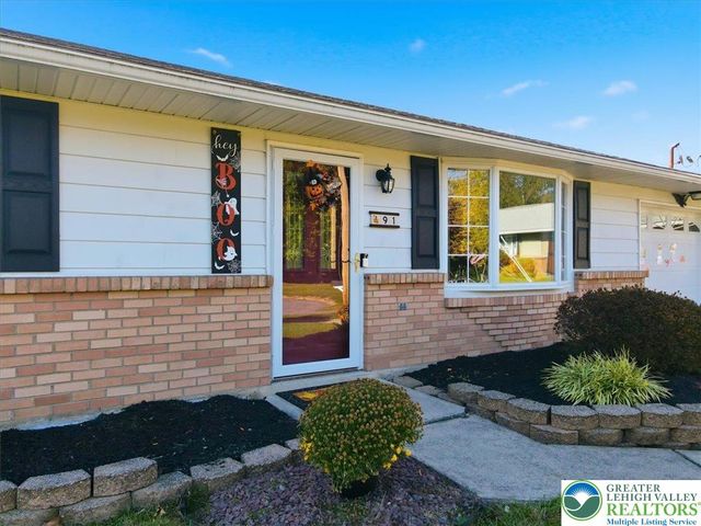 91 Birchwood Drive, Upper Nazareth Twp, PA 18064