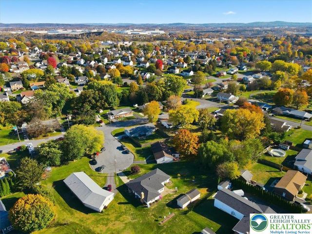 91 Birchwood Drive, Upper Nazareth Twp, PA 18064