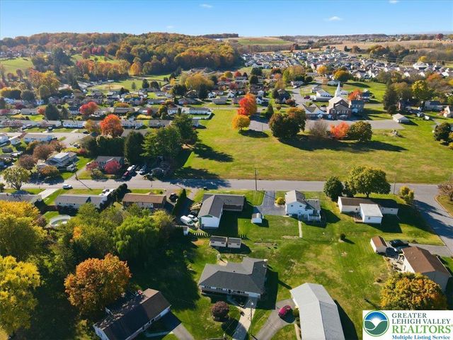 91 Birchwood Drive, Upper Nazareth Twp, PA 18064