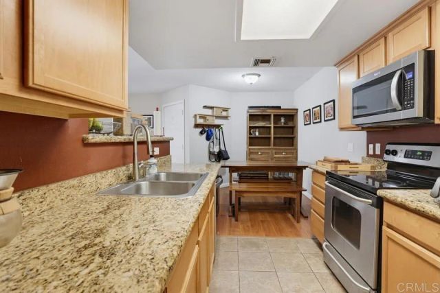 12039 Alta Carmel Court 150, San Diego, CA 92128