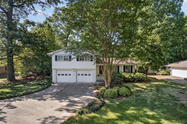 4818 Tilly Mill Road, Dunwoody, GA 30360