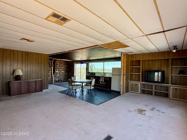 6199 N Vera Way, Tucson, AZ 85743