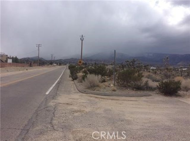 871 Calaveras, Pinon Hills, CA 92372
