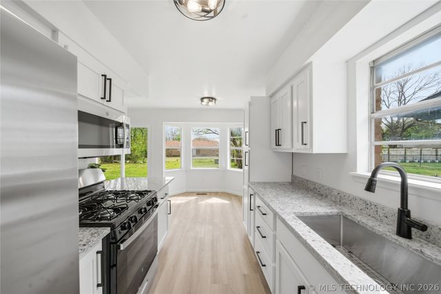 12950 E 32nd Street, Tulsa, OK 74134