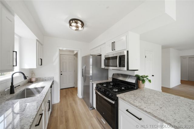 12950 E 32nd Street, Tulsa, OK 74134