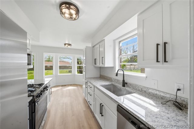 12950 E 32nd Street, Tulsa, OK 74134