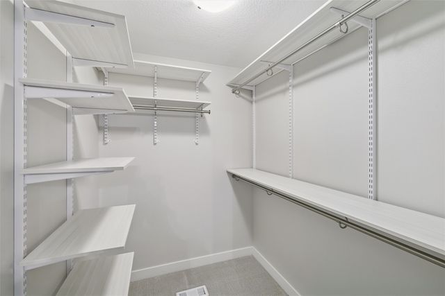 2670 Abbott Drive, Waukee, IA 50263