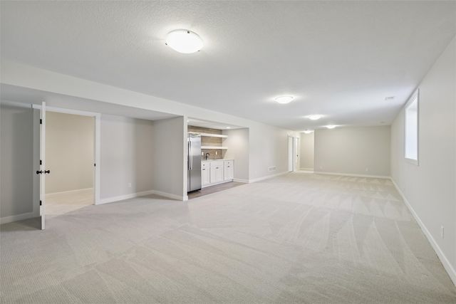 2670 Abbott Drive, Waukee, IA 50263