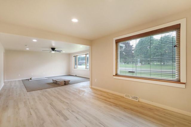 11319 Highway 151, Manitowoc, WI 54220