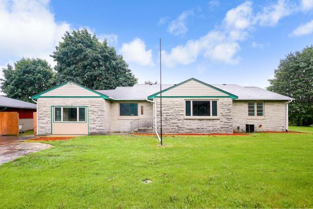 11319 Highway 151, Manitowoc, WI 54220