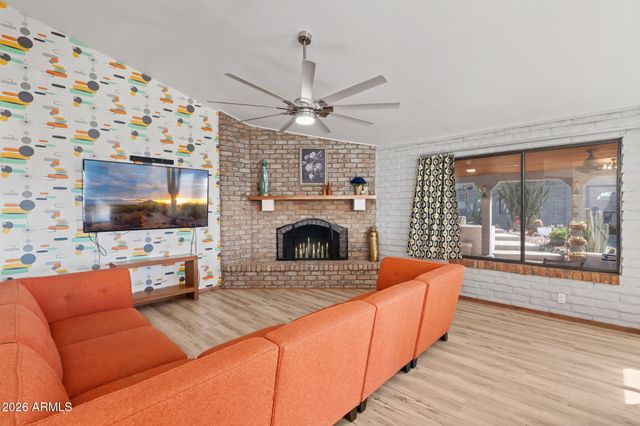 306 W CAMINO Vista, Phoenix, AZ 85021