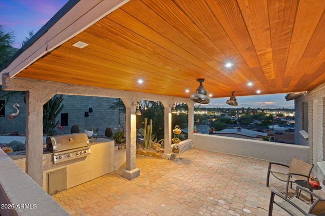 306 W CAMINO Vista, Phoenix, AZ 85021