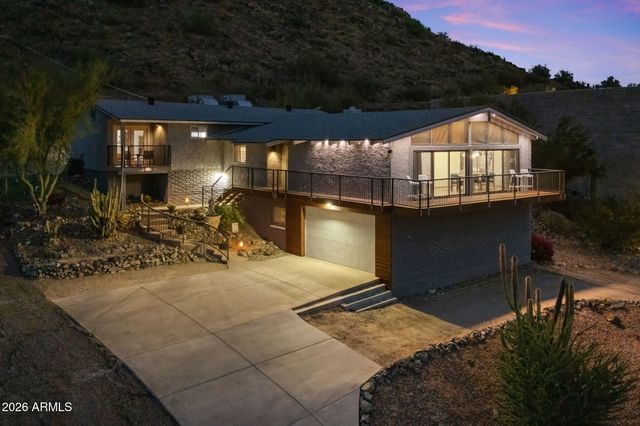 306 W CAMINO Vista, Phoenix, AZ 85021