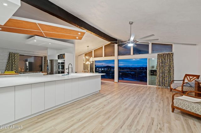 306 W CAMINO Vista, Phoenix, AZ 85021