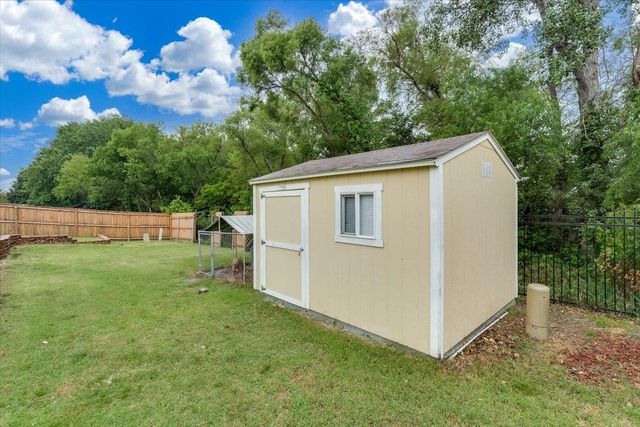 2558 E Fairchild, Park City, KS 67219