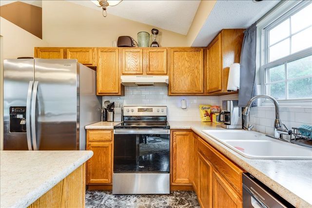 2558 E Fairchild, Park City, KS 67219