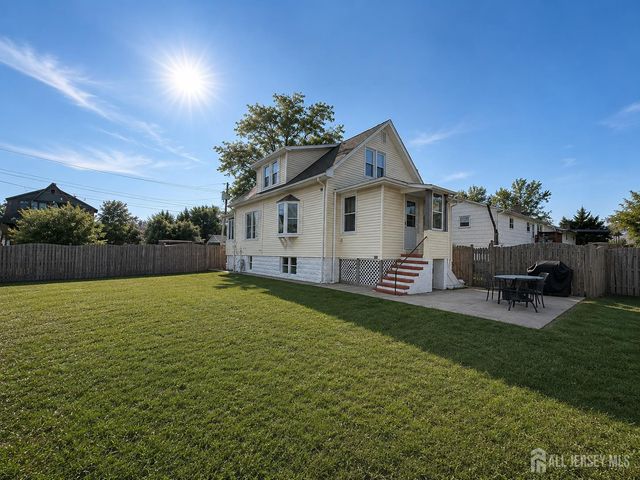 66 Alcoa Avenue, Edison, NJ 08837