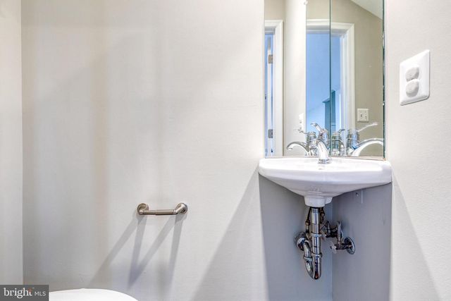 3307 FAIT AVE, Baltimore, MD 21224