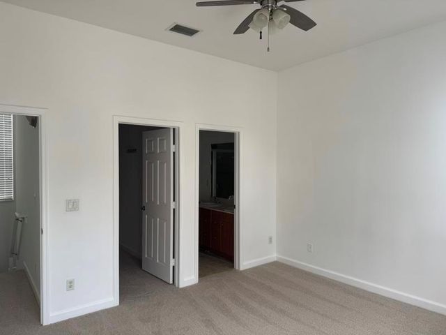2351 Vintage Drive 2351, Lighthouse Point, FL 33064