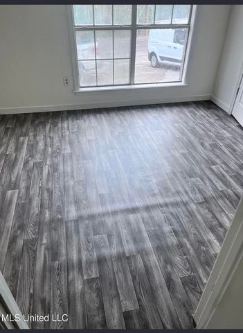 2813 Brookwood Drive, Jackson, MS 39212