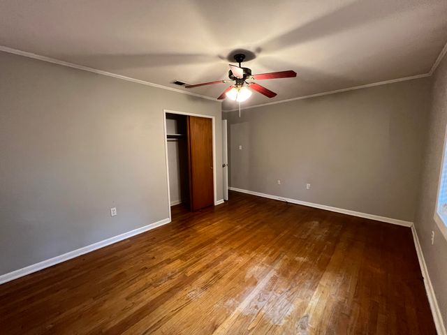 105 Rainbow, Hattiesburg, MS 39401