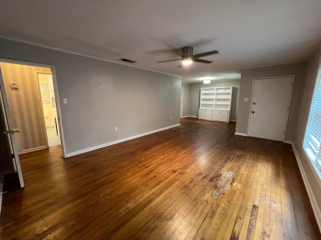 105 Rainbow, Hattiesburg, MS 39401