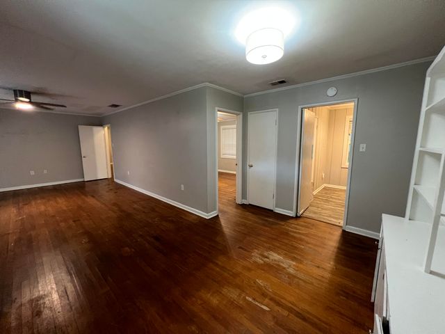 105 Rainbow, Hattiesburg, MS 39401