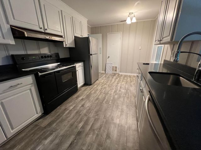 105 Rainbow, Hattiesburg, MS 39401