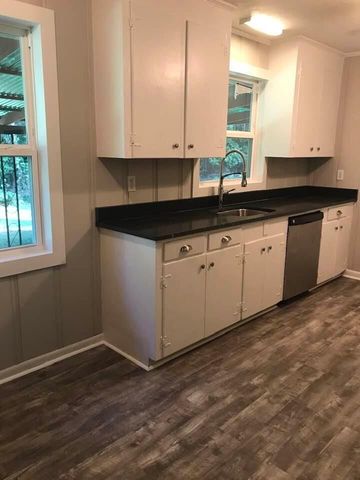 105 Rainbow, Hattiesburg, MS 39401