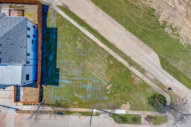 3335 Herbert Street, Dallas, TX 75212