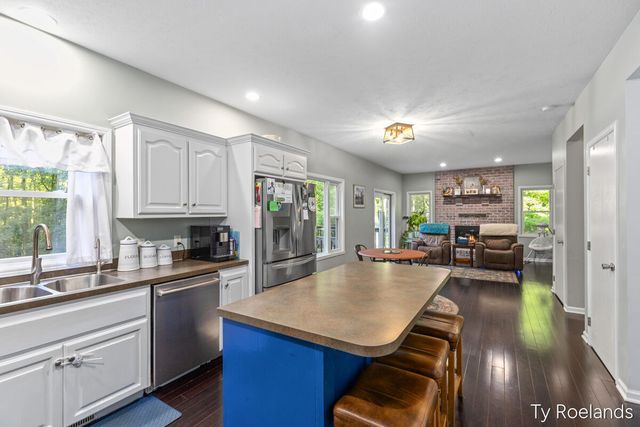 99 Radny Drive Se, Vergennes Twp, MI 49331