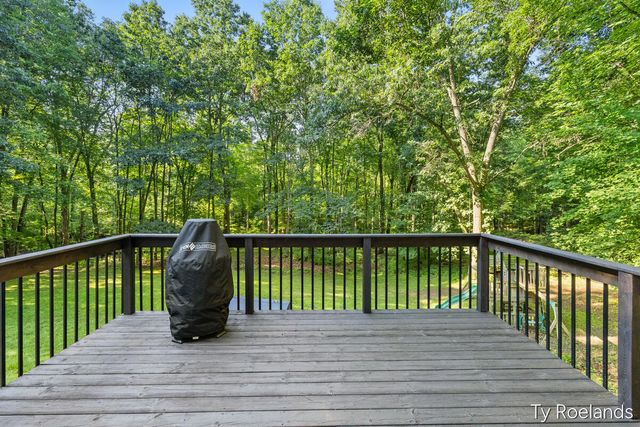 99 Radny Drive Se, Vergennes Twp, MI 49331