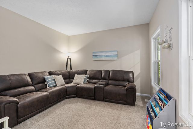 99 Radny Drive Se, Vergennes Twp, MI 49331