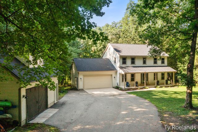 99 Radny Drive Se, Vergennes Twp, MI 49331