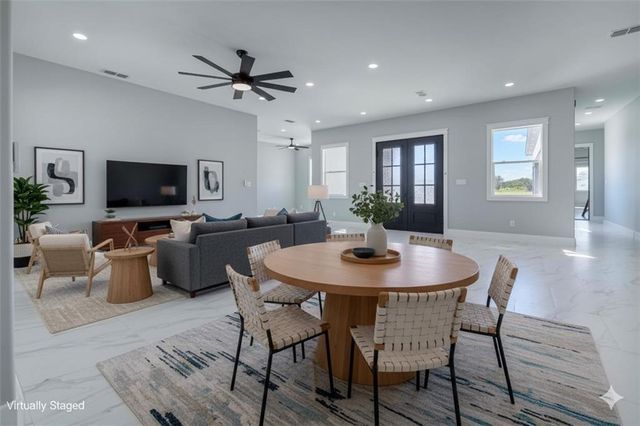104 Windcrest, Rockport, TX 78382