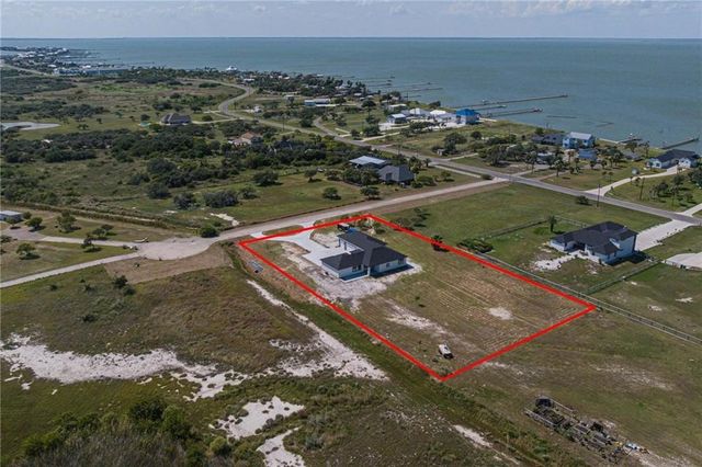 104 Windcrest, Rockport, TX 78382