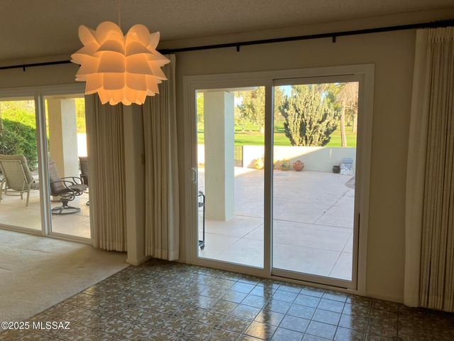 2542 W Casas Drive Drive, Tucson, AZ 85742