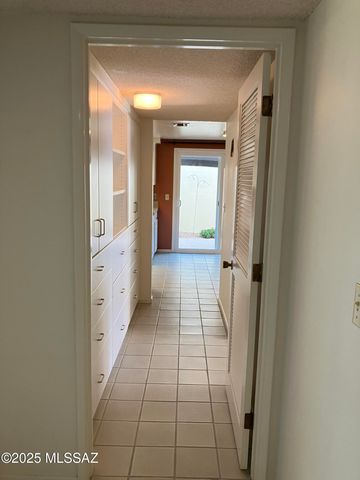 2542 W Casas Drive Drive, Tucson, AZ 85742