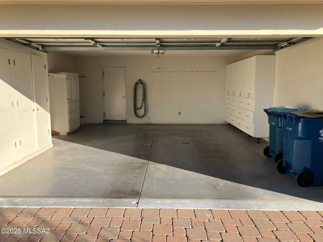 2542 W Casas Drive Drive, Tucson, AZ 85742