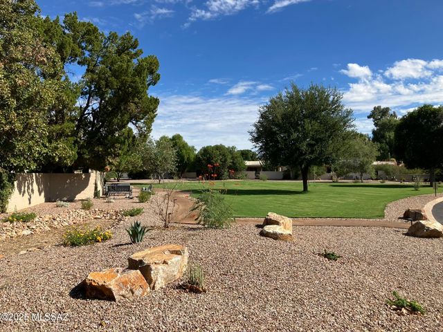 2542 W Casas Drive Drive, Tucson, AZ 85742