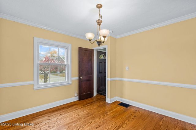 1212 Hart Ave, Louisville, KY 40213