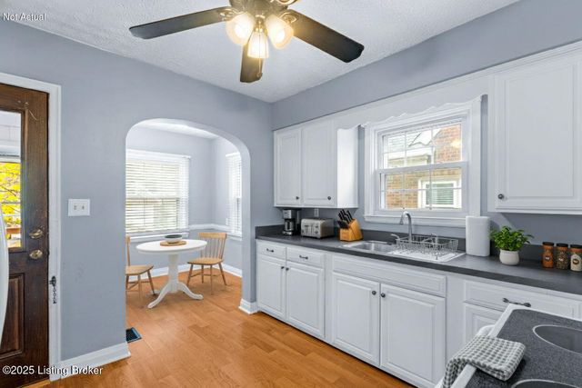 1212 Hart Ave, Louisville, KY 40213