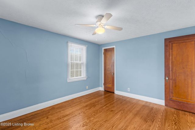 1212 Hart Ave, Louisville, KY 40213