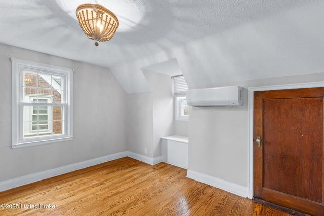 1212 Hart Ave, Louisville, KY 40213