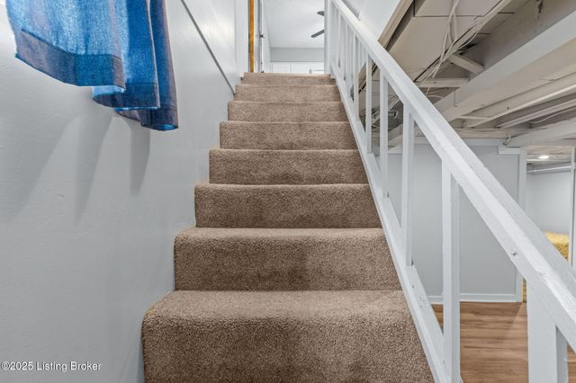 1212 Hart Ave, Louisville, KY 40213