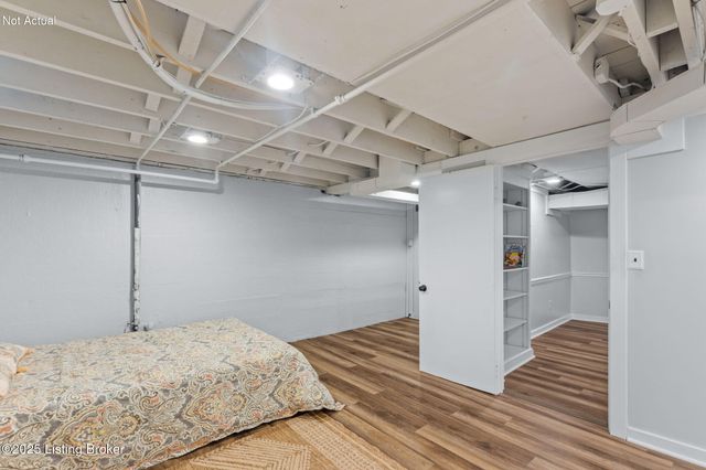 1212 Hart Ave, Louisville, KY 40213